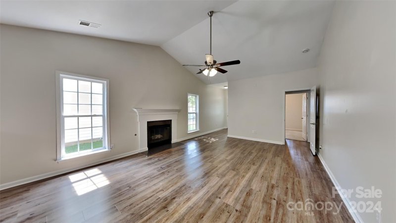 Property image 4 at 5139 Stowe Derby Drive, Charlotte, NC 28278