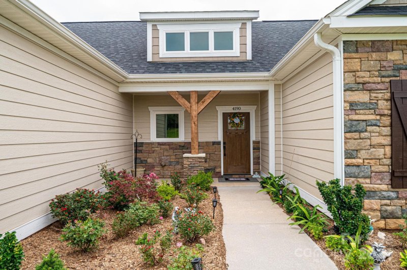 Property image 3 at 4190 Holly Circle, Conover, NC 28613