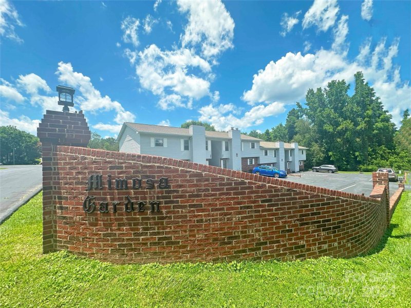 Property image 2 at 123 23rd Street, Hickory, NC 28601