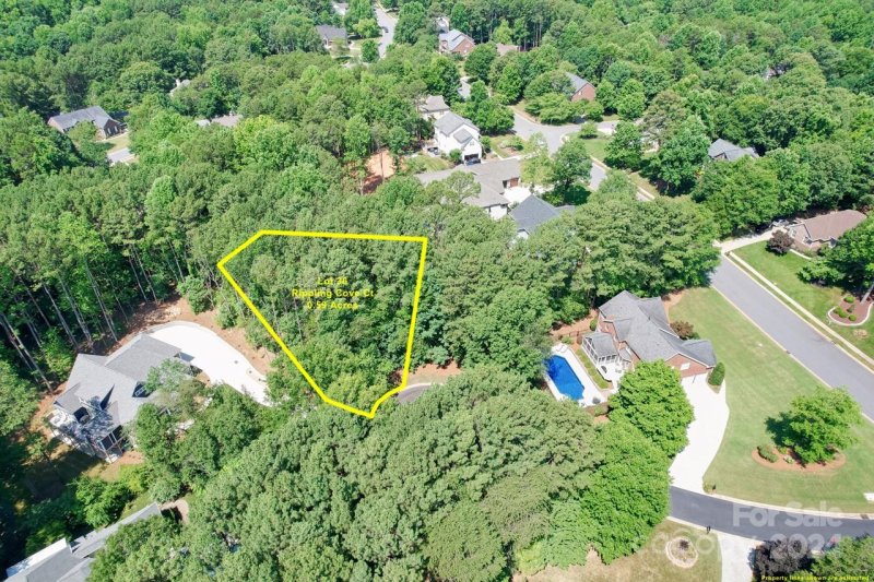 Property image 5 at 36 Rippling Cove Court, Denver, NC 28037