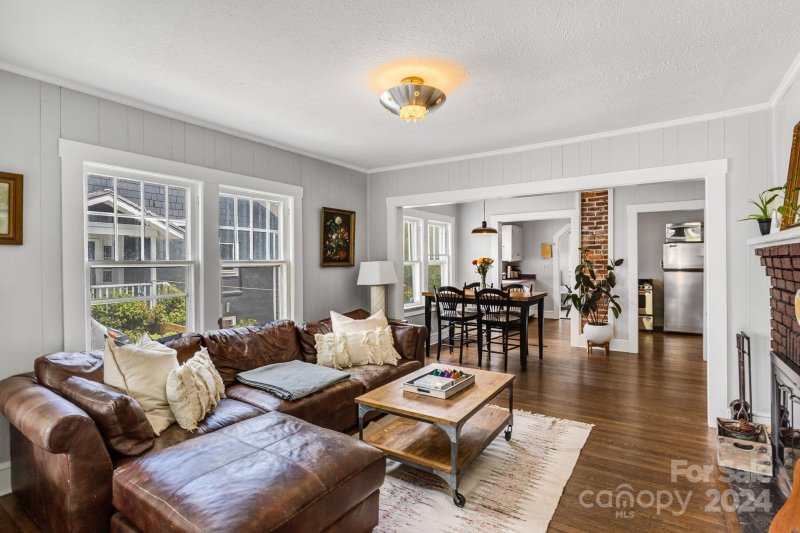 Property image 3 at 56 Madeline Avenue, Asheville, NC 28806