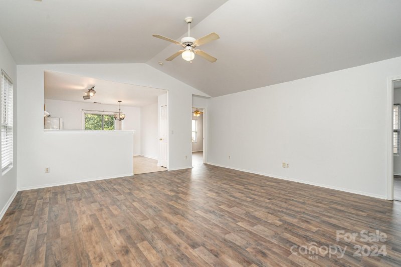 Property image 5 at 2502 Buckleigh Drive, Charlotte, NC 28215