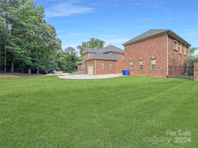 Property image 5 of 9100 Woodhall Lake Drive in Woodhall, Waxhaw, NC 28173