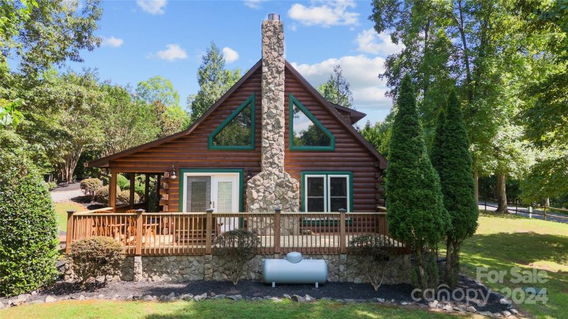 Property image 3 at 31 Cross Ridge Drive, Rutherfordton, NC 28139