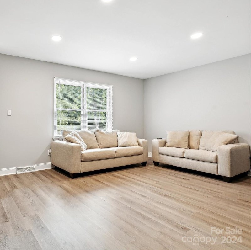 Property image 4 at 614 Rene Circle, Waxhaw, NC 28173