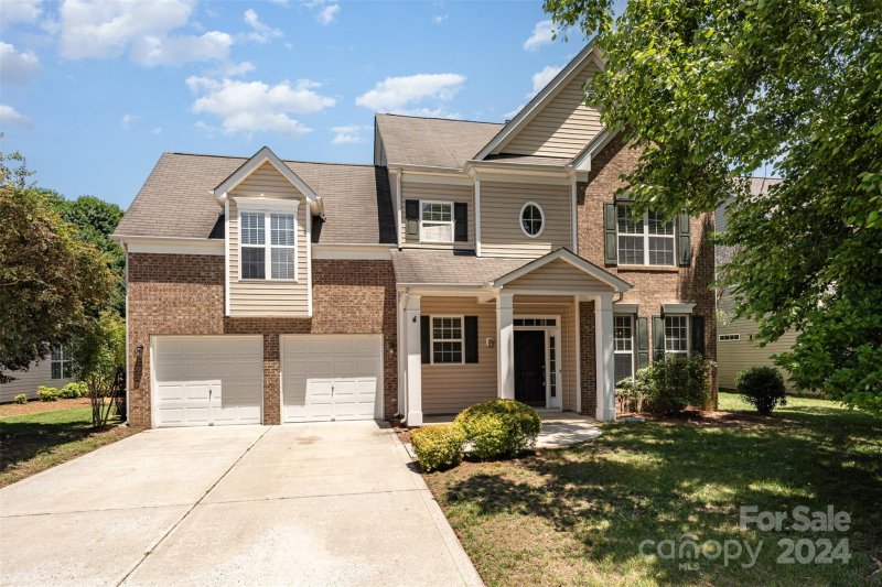 Property image 3 at 5941 Hickory Hollow Court, Harrisburg, NC 28075