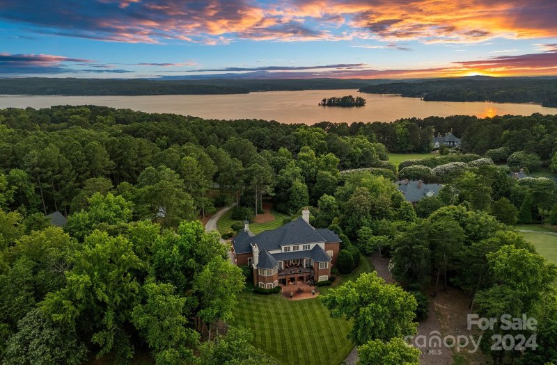 Property image 5 at 1727 Southpoint Lane, New London, NC 28127