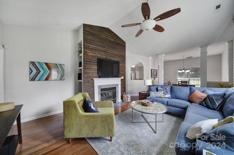 Property image 3 at 8502 Boxford Court, Charlotte, NC 28215