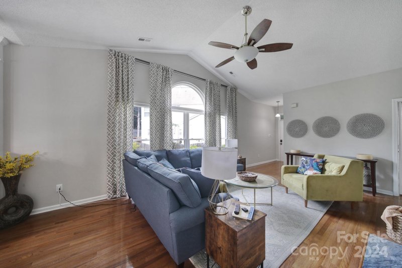 Property image 4 at 8502 Boxford Court, Charlotte, NC 28215