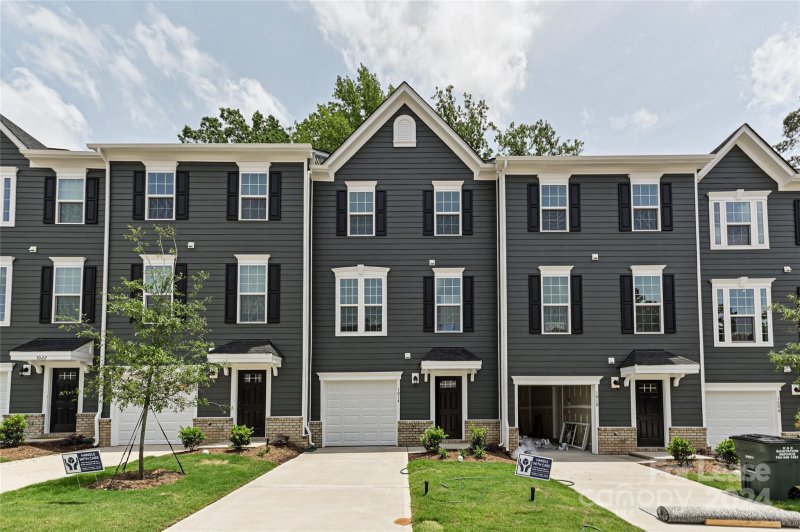 Property image 2 at 1014 Ketchum Court, Charlotte, NC 28208
