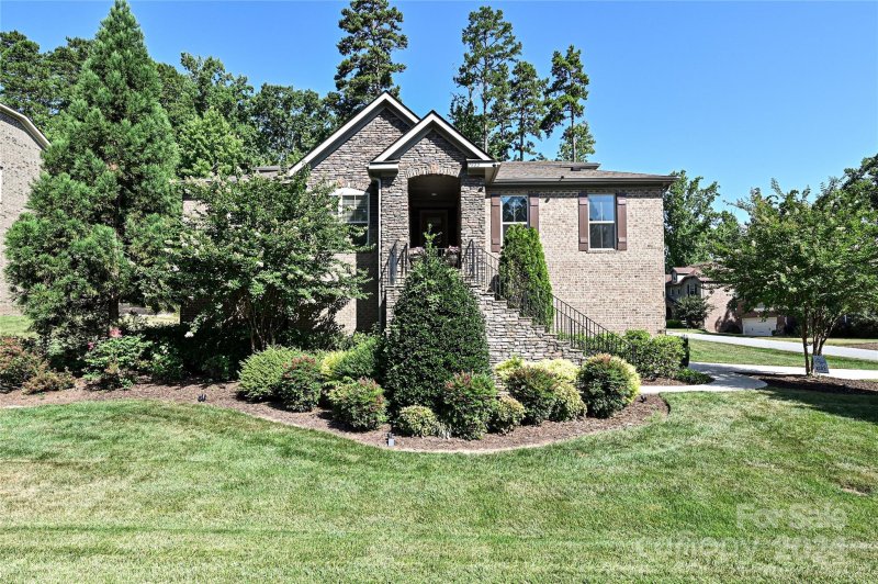 7822 Burning Ridge Drive