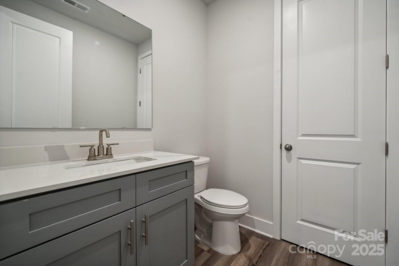 Property image 5 of 108 Brooke Forest Court in Brooke Forest, Mooresville, NC 28115