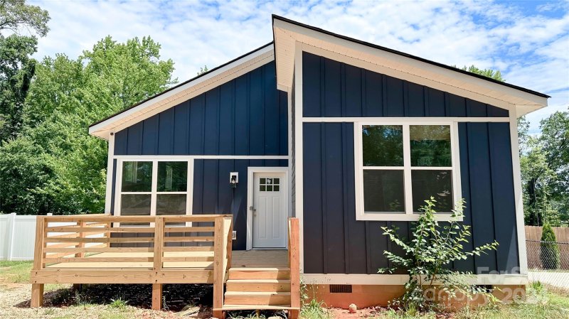 2805 Old Steele Creek Road