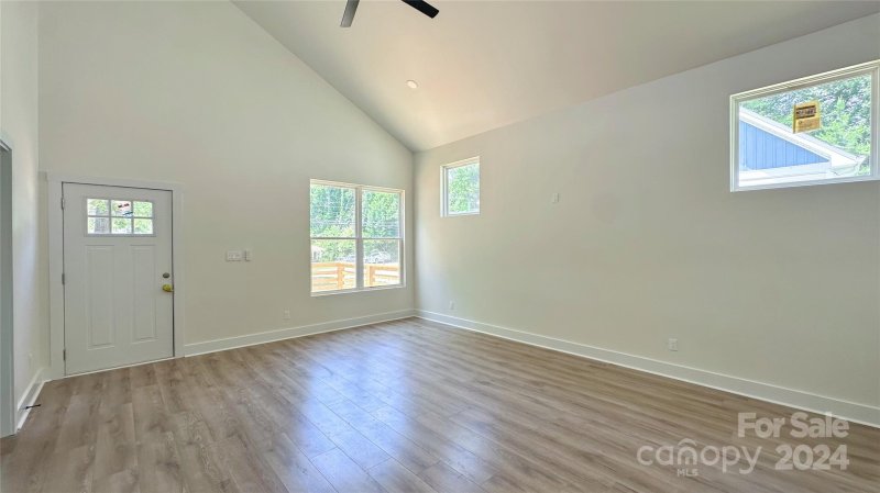 Property image 3 at 2805 Old Steele Creek Road, Charlotte, NC 28208