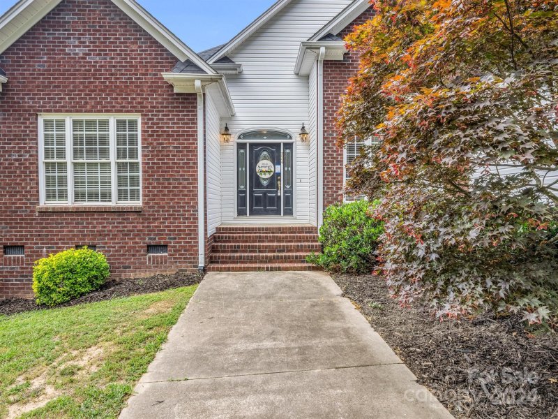 Property image 3 at 324 Old Hardin Road, Dallas, NC 28034