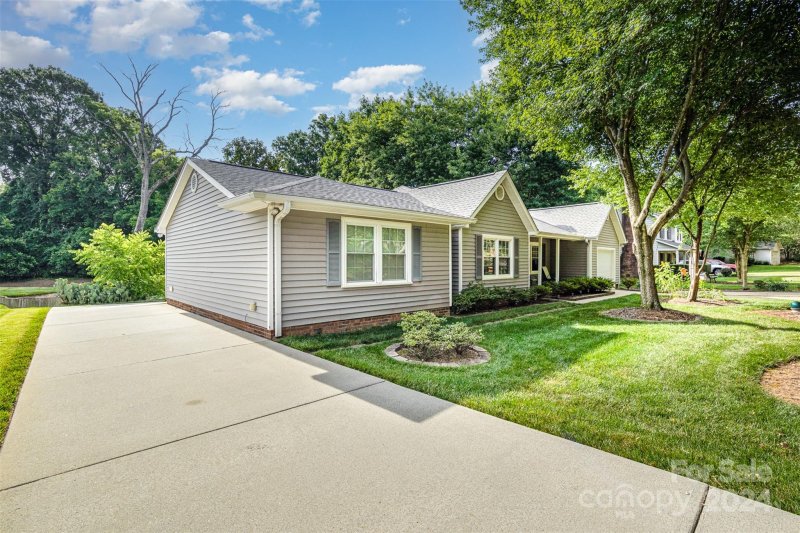 Property image 4 at 404 Southland Road, Huntersville, NC 28078