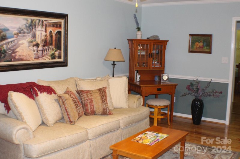 Property image 5 at 1941 12th Street Lane, Hickory, NC 28601