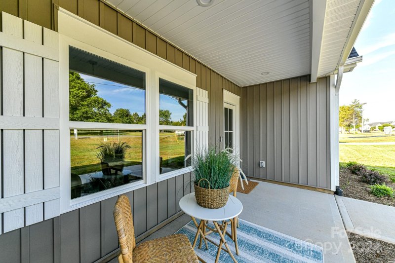 Property image 2 at 195 Lone Pine Road, Statesville, NC 28625