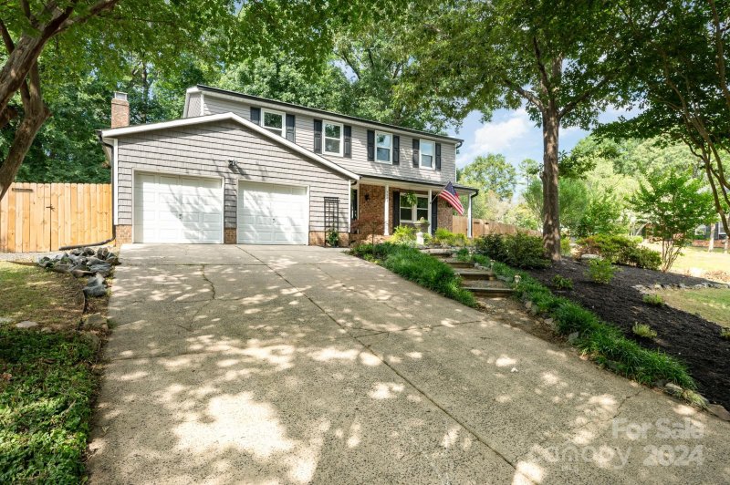 Property image 3 at 6631 Rollingridge Drive, Charlotte, NC 28211