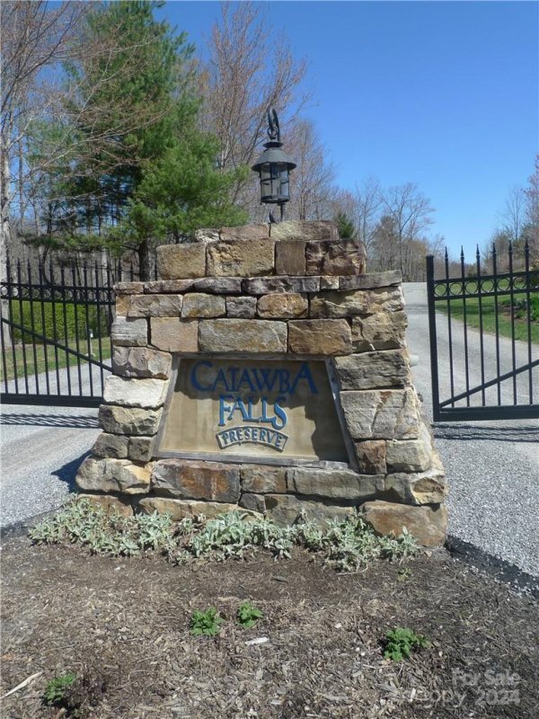 Property image 4 of 347 Yosemite Falls Trail in Catawba Falls Preserve, Black Mountain, NC 28711