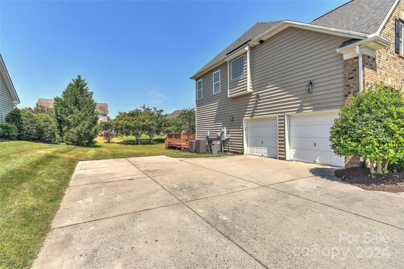 Property image 3 at 2459 Wellington Chase Drive, Concord, NC 28027