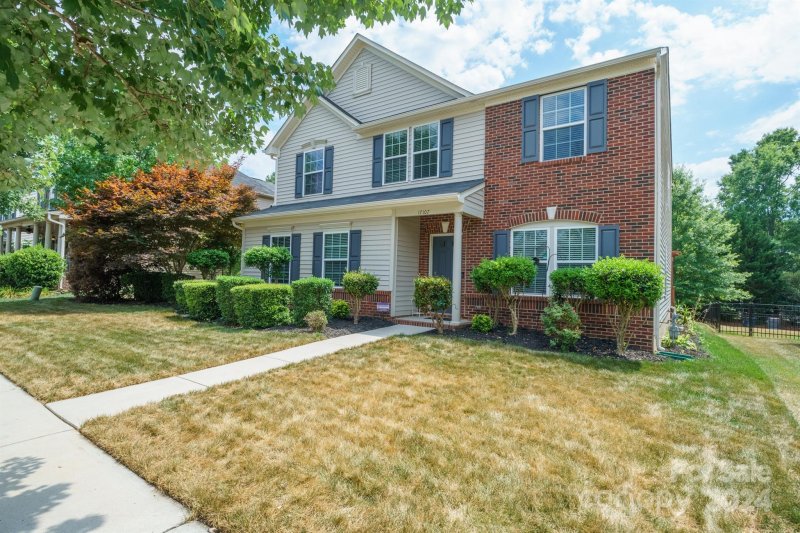 Property image 2 at 17107 Hugh Torance Parkway, Huntersville, NC 28078