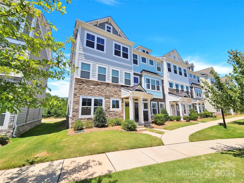 Property image 2 at 11332 Winding Gorge Drive, Huntersville, NC 28078