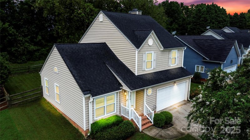 4816 Windchase Lane