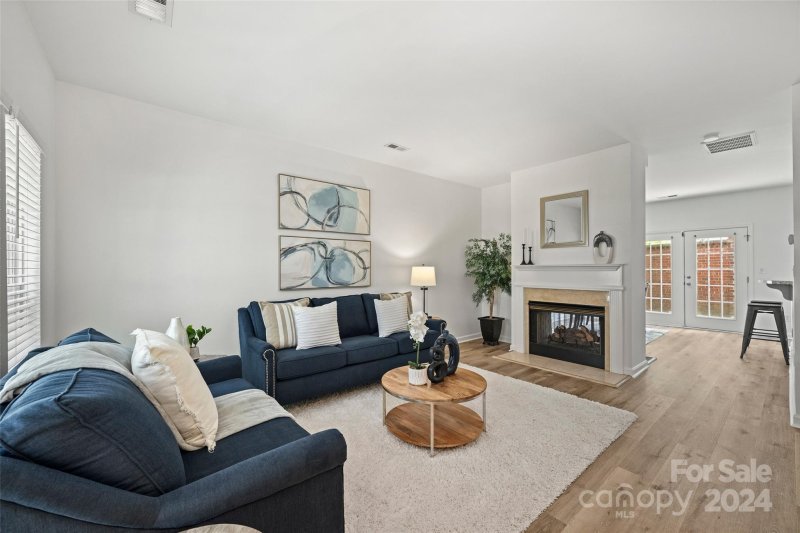 Property image 4 at 3074 Uxbridge Woods Court, Charlotte, NC 28205