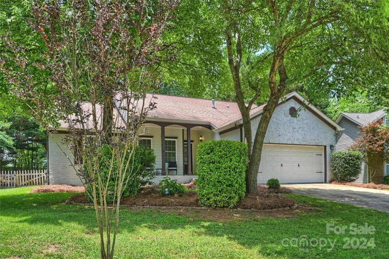 13001 Seascape Lane