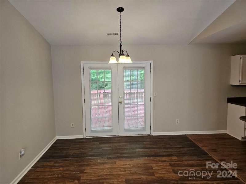 Property image 3 at 1723 Teddington Drive, Charlotte, NC 28214