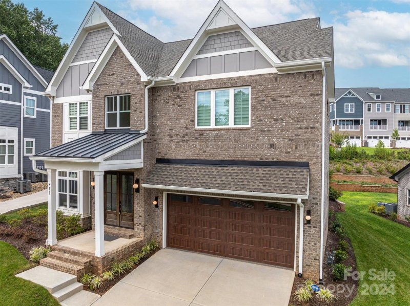 Property image 3 at 811 Naples Drive, Davidson, NC 28036