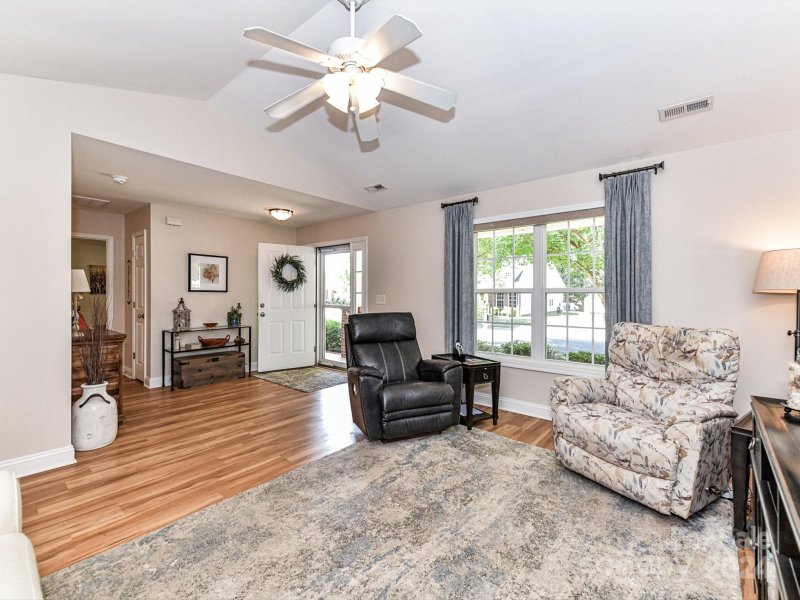 Property image 5 at 312 Llewellyn Street, Belmont, NC 28012