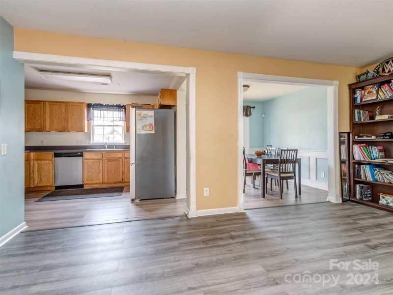 Property image 2 at 5407 Peachwood Drive, Charlotte, NC 28216