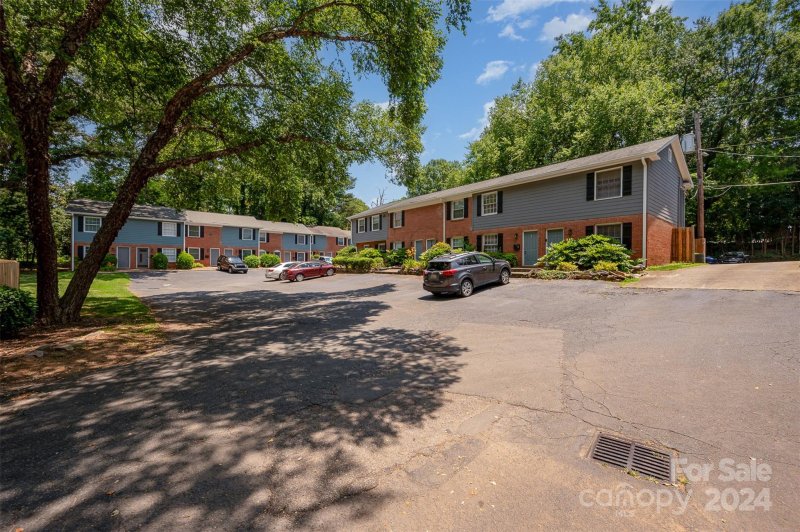 Property image 3 at 638 Chipley Avenue, Charlotte, NC 28205