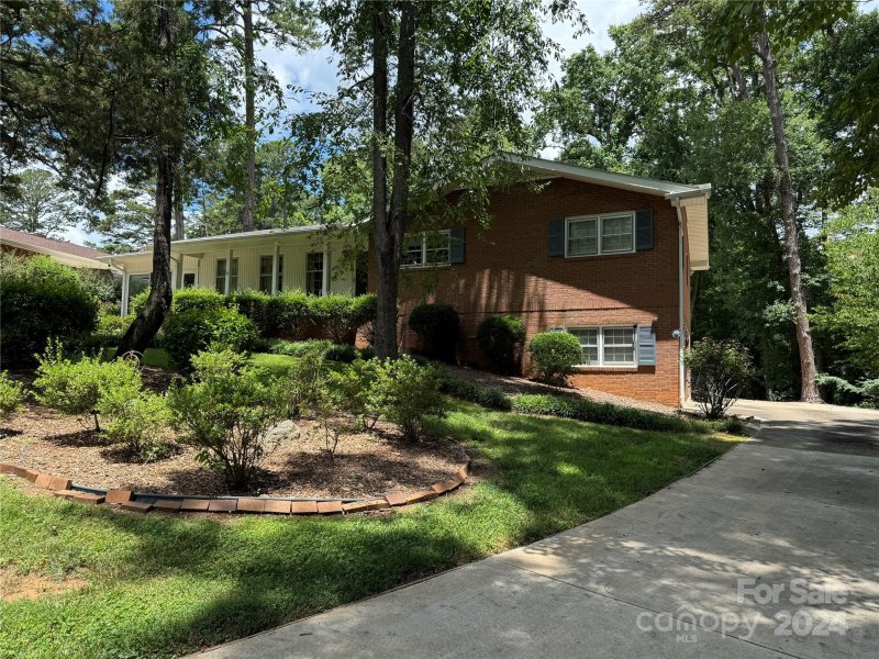 Property image 2 at 1326 Wiltshire Place, Salisbury, NC 28144