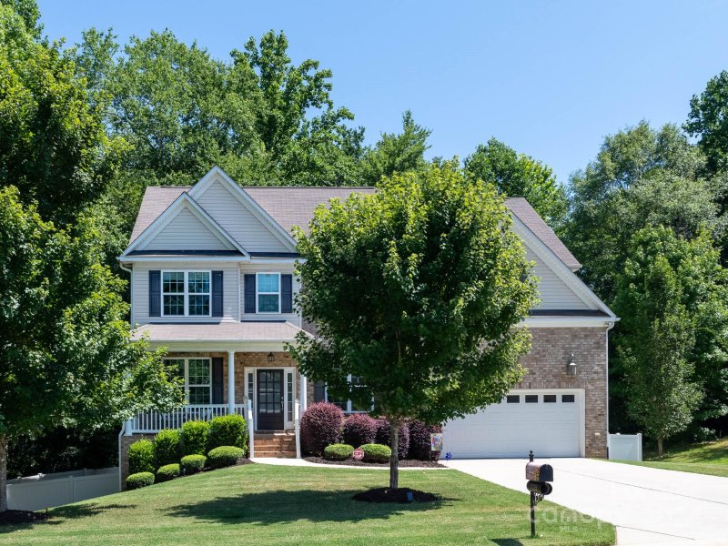 Property image 2 at 1125 Brookdale Lane, Stanley, NC 28164