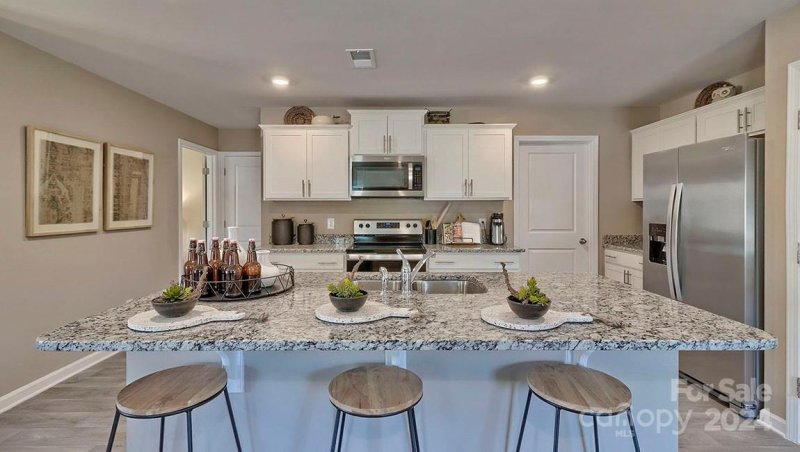 Property image 4 at 1201 Leno Lane, Dallas, NC 28034