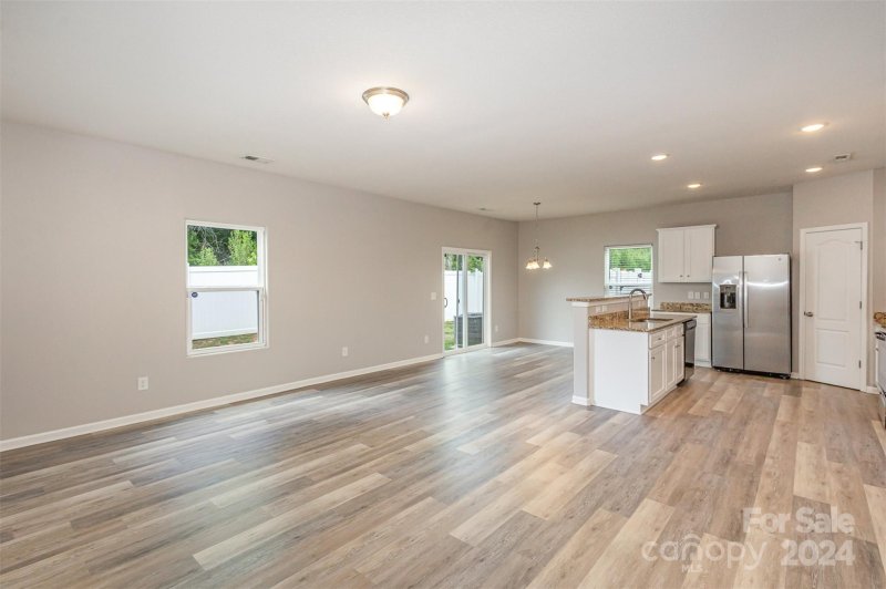 Property image 3 at 6534 Paw Village Road, Charlotte, NC 28214