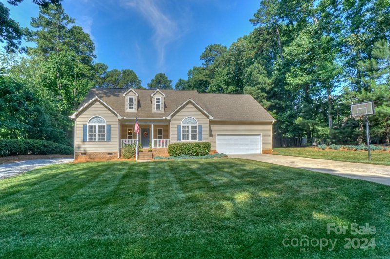 Property image 2 at 125 Ardmore Place, Mooresville, NC 28117