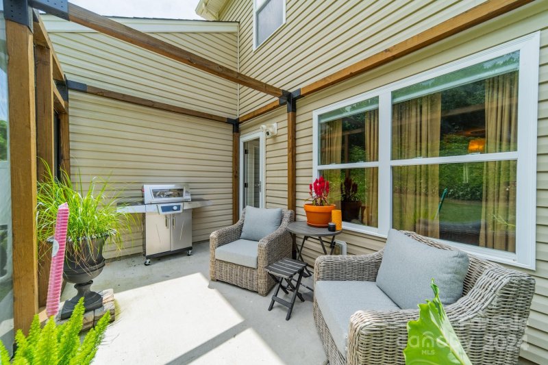 Property image 4 at 440 Battery Circle, Clover, SC 29710