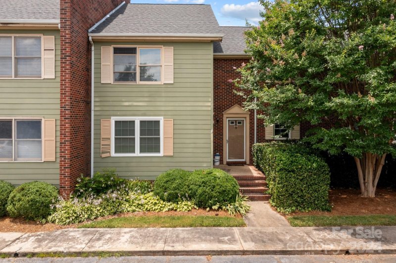 Property image 2 at 1300 Larchmont Place, Salisbury, NC 28147