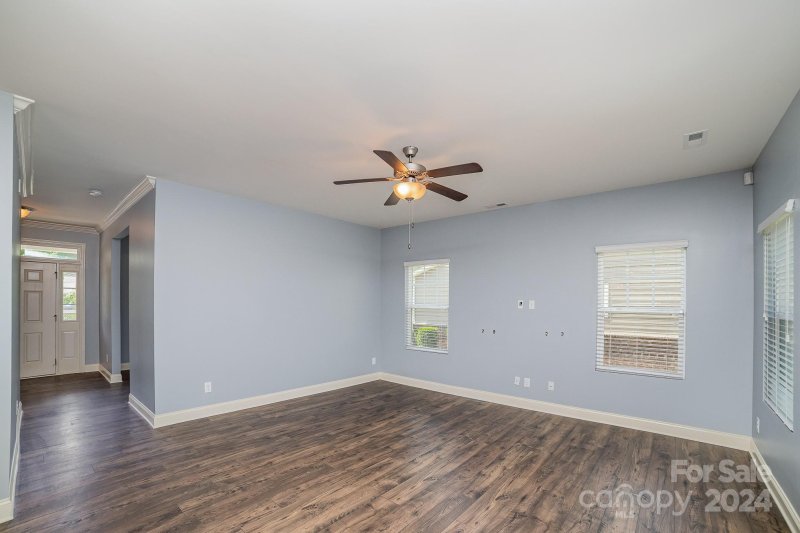 Property image 4 at 9415 Segundo Lane, Charlotte, NC 28278