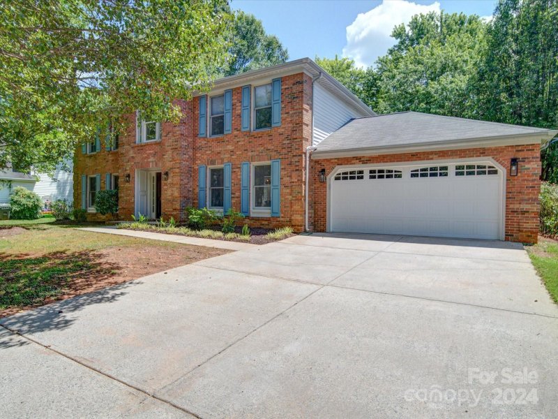 Property image 2 at 2508 Jaywick Lane, Matthews, NC 28105
