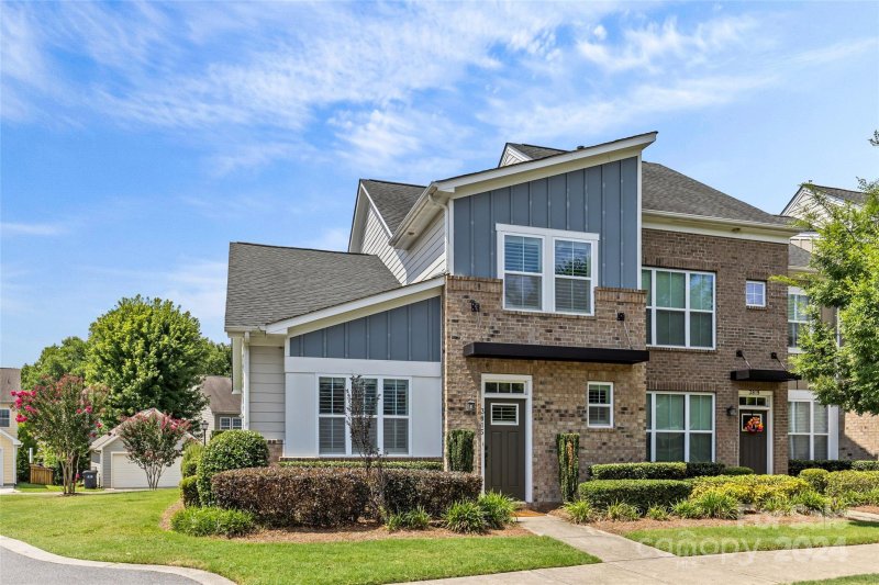 Property image 2 at 3815 Willow Green Place, Charlotte, NC 28026
