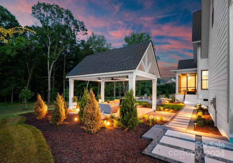 Property image 3 at 104 Ryleigh Dan Place, Mooresville, NC 28115