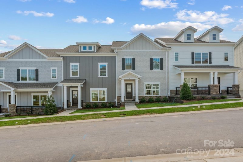 Property image 3 at 67 Walnut Springs Drive, Asheville, NC 28804