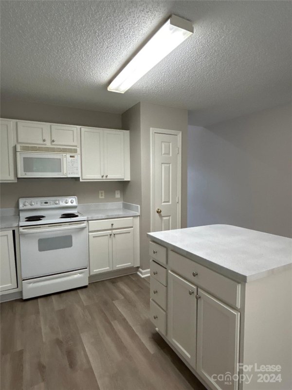 Property image 5 at 1839 Olsen Lane, Charlotte, NC 28213