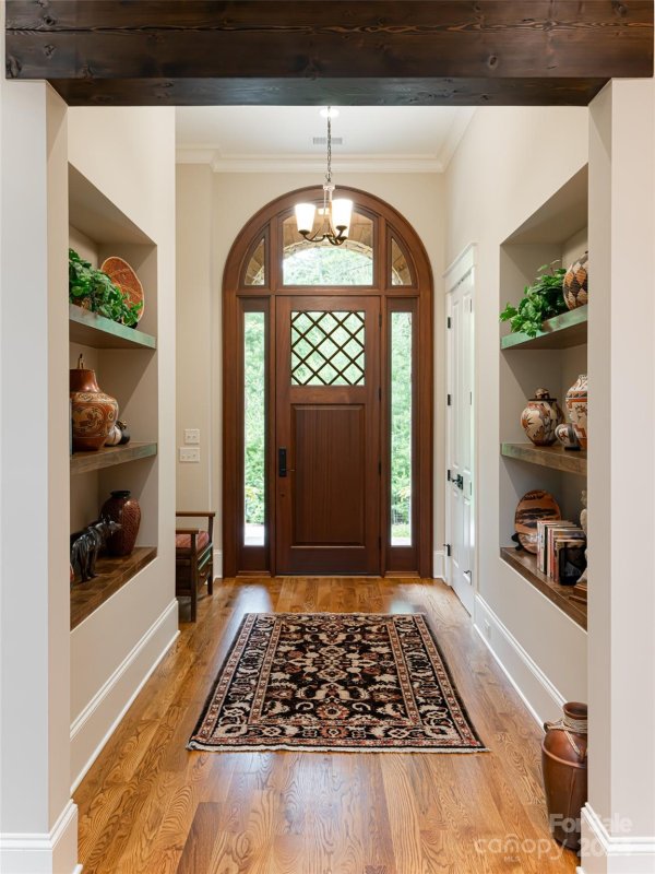 Property image 5 at 8 Chauncey Circle, Asheville, NC 28803