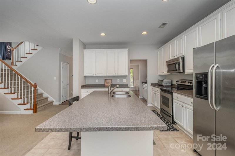 Property image 5 at 406 Sheltered Cove Court, Fort Mill, SC 29708